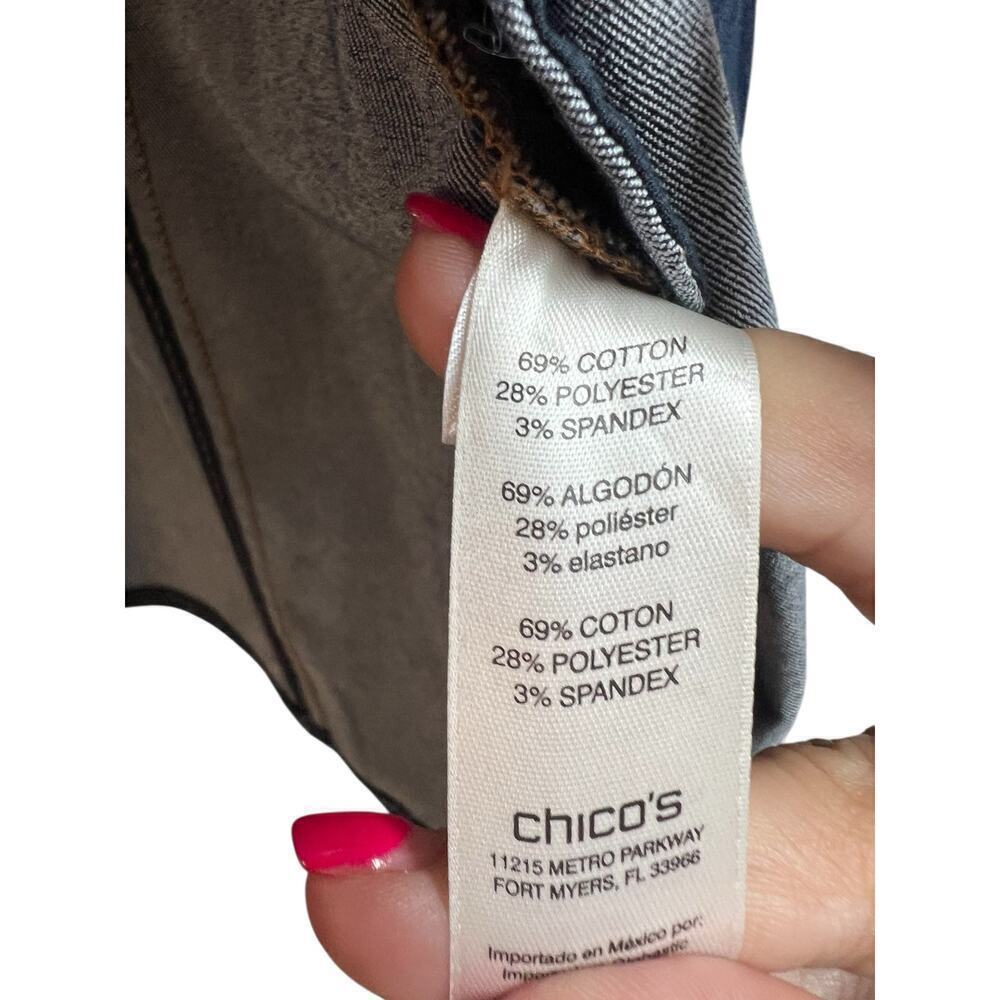 Chicos Women's Western Blue Denim Jacket Long Gold Clasp Pockets 0 - Picture 7 of 13